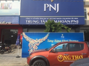 Ong Thợ Vệ Sinh Cửa Hàng Nữ Trang PNJ Chi Nhánh Mới Trảng Bàng Tây Ninh